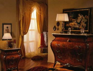 A chest of drawers with a convex facade, Gasperini