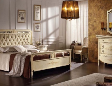 Bedroom (Suite bedroom) with a figured headboard, TreCi Salotti
