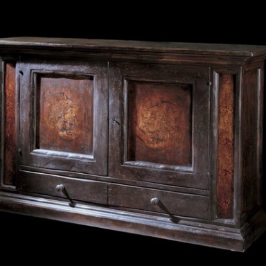 The Beatrice Dresser Calchi