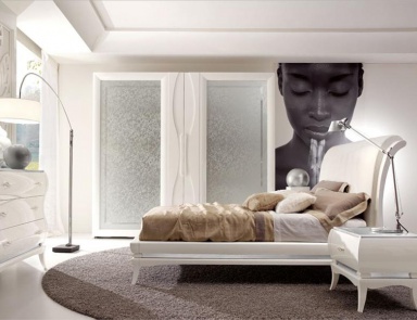 Double bed with high headboard, Grilli