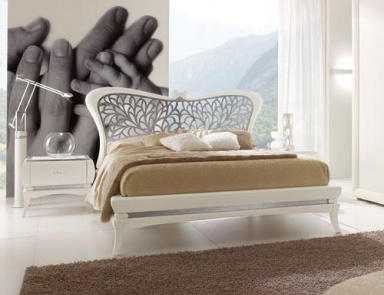 Double bed with shaped headboard, Grilli