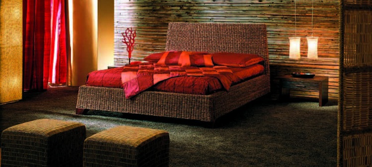 Double bed on low legs, Roberti Rattan