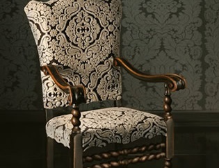 The chair capotavola Sofia, Tiemme