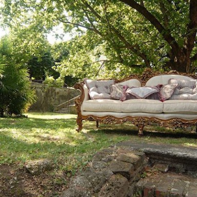 Sofa Boiserie Italia