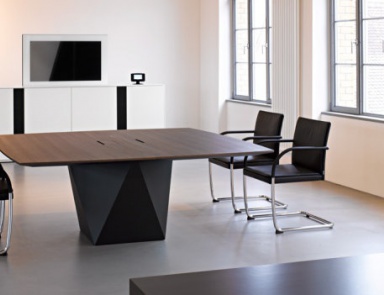 Scale media table, Walter Knoll