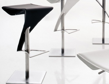 Bar stool on a square base, Tonin casa