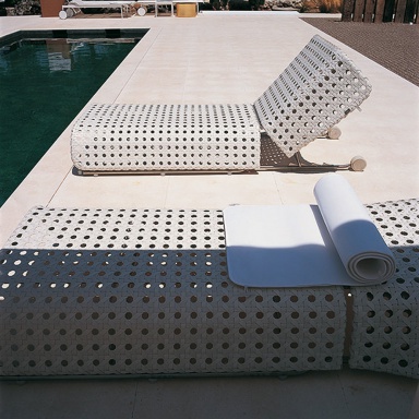 A Chaise Longue Canasta