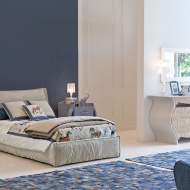 Bedroom (furniture-bedroom)