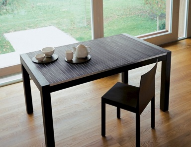 Astor dining table, Horm