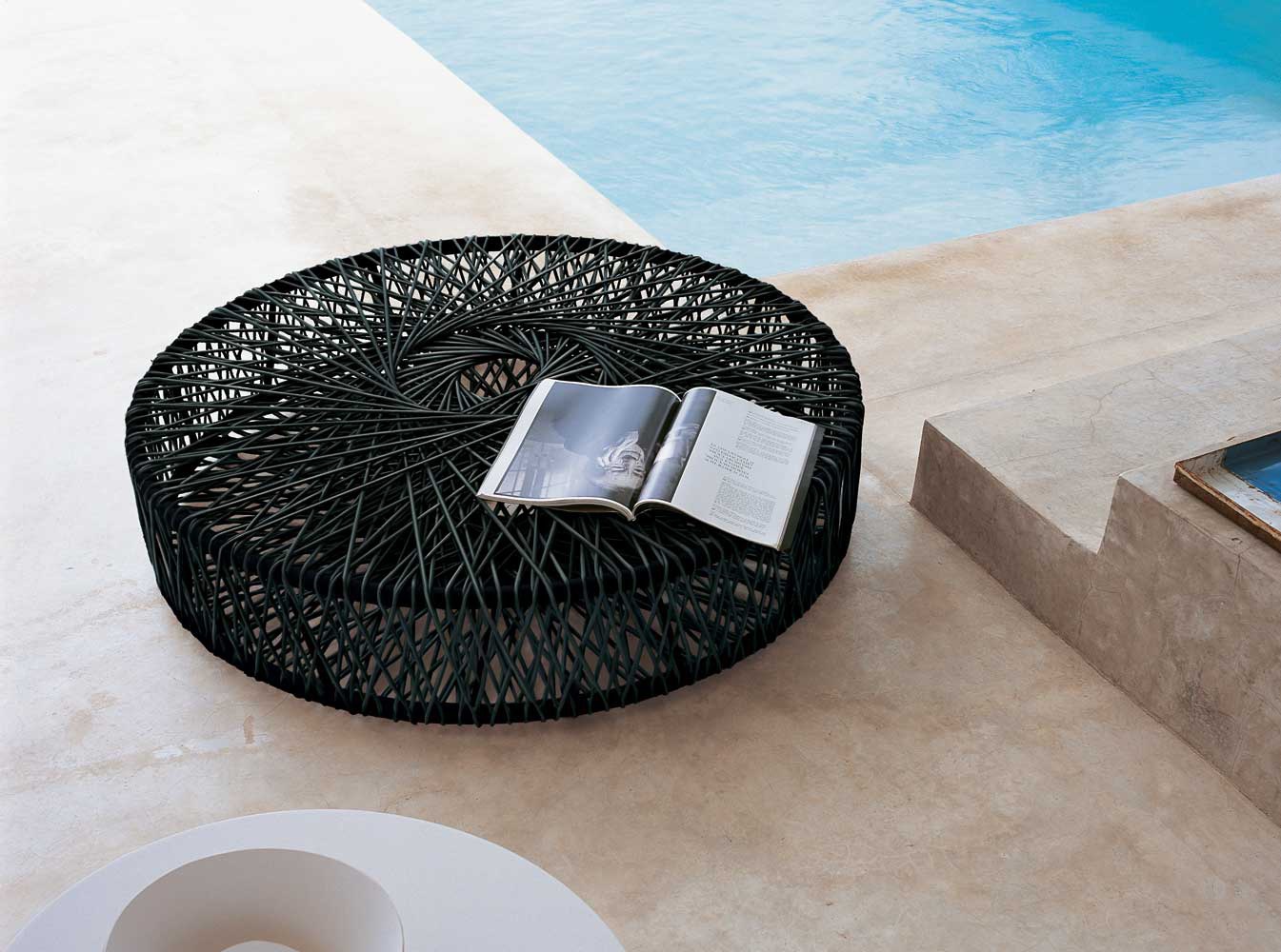 Coffee table in metal wire Reel, B&B Italia - Luxury furniture MR