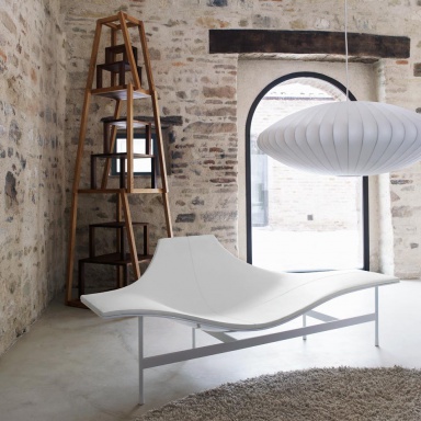 A Chaise Longue Terminal