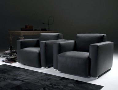 The chair in the hidden frame, Gyform