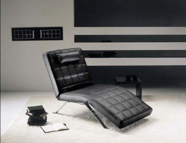 The seat on the frame of the array, Gyform