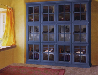 Showcase with glass facade, Tonin casa