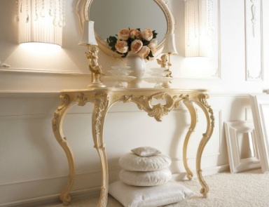 Console, Giusti Portos