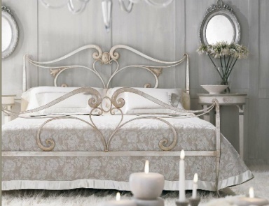 Double bed, Giusti Portos