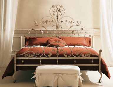 Double bed, Giusti Portos