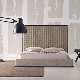 The SCILLY HIGH bed LETTO TRAPUNTATO