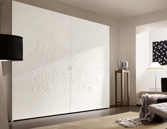 Wardrobe with sliding doors on the frame of tamburino Esplosione, Benedetti