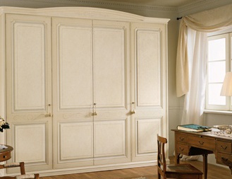 Wardrobe on the frame of tamborito Sirio, Benedetti