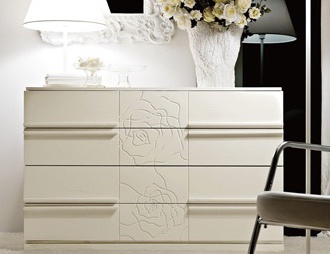 A chest of drawers on a frame of solid wood, MDF or tamburino Tuareg, Benedetti