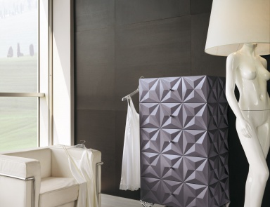 A chest of drawers on a frame of wood with silver legs Diamond, Bizzotto