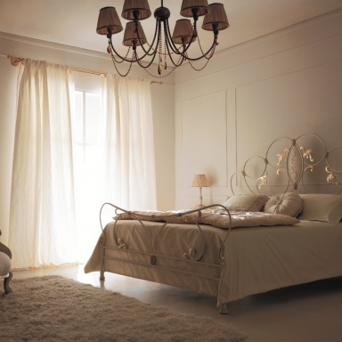 Bed with wrought iron headboard – Letto Tiffany