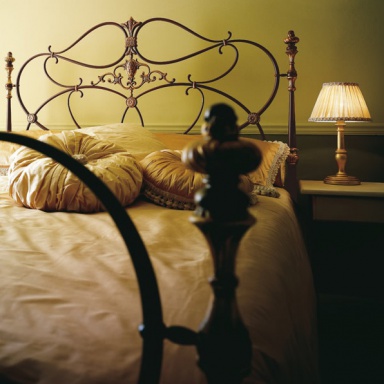 Bed with wrought iron headboard Letto Naxos