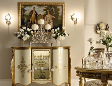 Tricuspid bar body made of solid wood, glass door and decoration of gold foil Andrea Fanfani, Andrea Fanfani