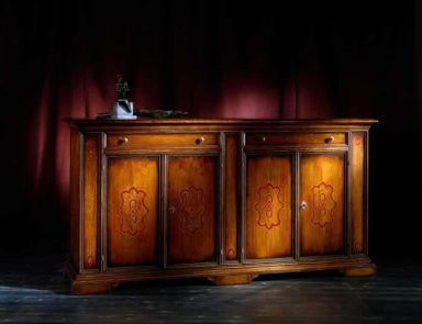 A low chest on legs, Stella del Mobile