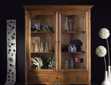 Showcase with hinged door, Stella Del Mobile