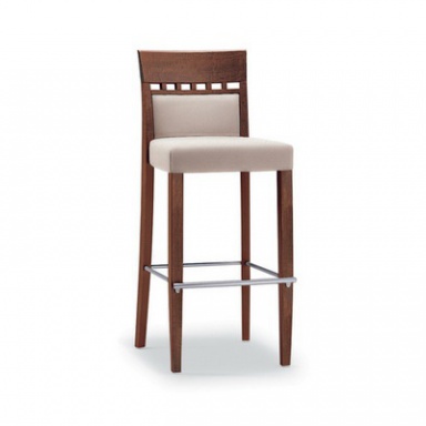 Chair stool Episodes