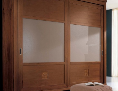 Wardrobe on a frame of beech 8092W, Bruno Piombini