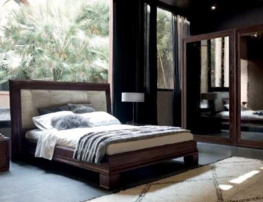 Double bed on a frame of ash with upholstered headboard 8581, Bruno Piombini