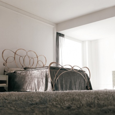 A Chest Of Drawers Com? Kaleido