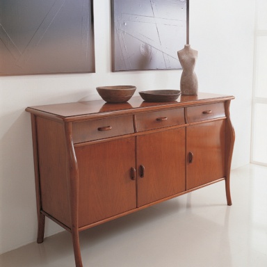 Dresser-chest of drawers