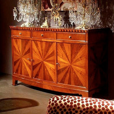 Dresser-chest of drawers