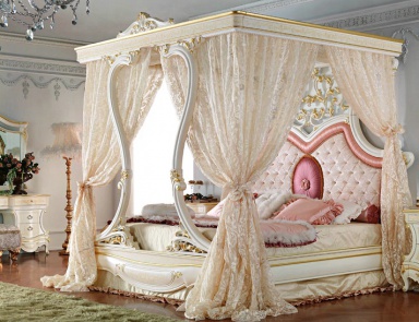 Bedroom with a frame made of wood poplar or Tulip tree Moravio Antonelli, Antonelli Moravio