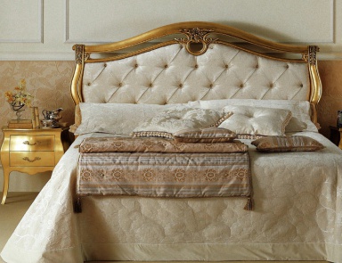 Bedroom with a frame made of poplar wood or Tulip tree, Isabella 16, Antonelli Moravio