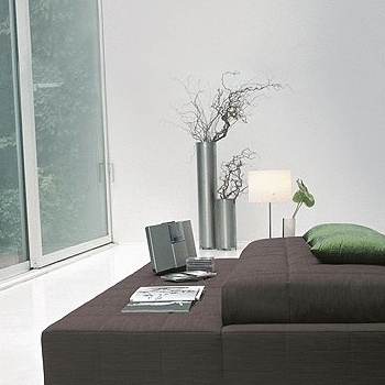 Bed squaring trait isola