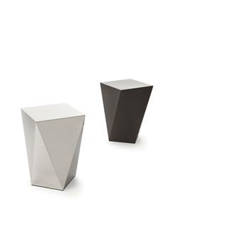 Magazine/coffee table