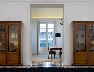 Showcase on a frame of solid poplar with glass doors 9020Fl / 9020FG / 9020FJ, Bruno Piombini