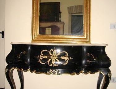 The Cabinet under the sink with a hull made of solid wood and decorative gilding Bagno 2, Arcari