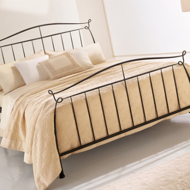 Vittoria double bed