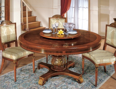 The Firenze dining table, Bianchini