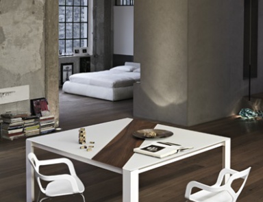 Dining table, Desalto