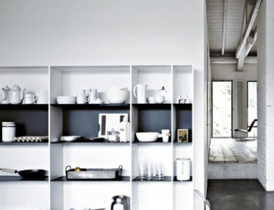 Shelving for books, Desalto