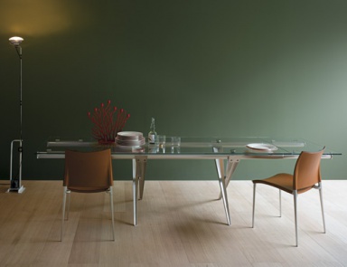 Dining table, Desalto