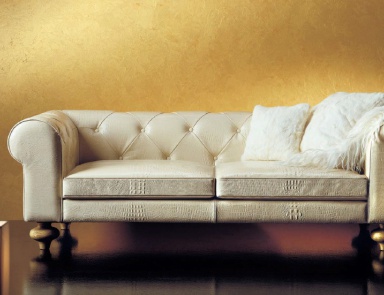 The Joyce Sofa, Formerin