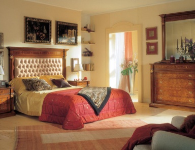 Dresser wooden Queen, Bianchini